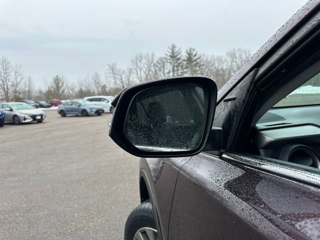 Used 2016 Toyota RAV4 Limited image 15