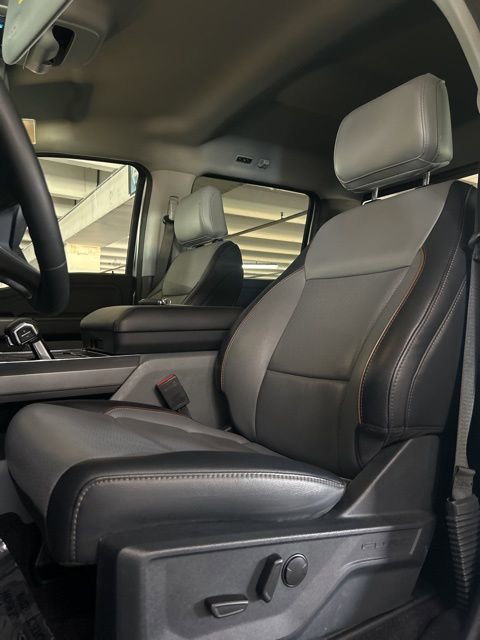 Used 2025 Ford F150 Lariat w/ Equipment Group 501A Mid image 7