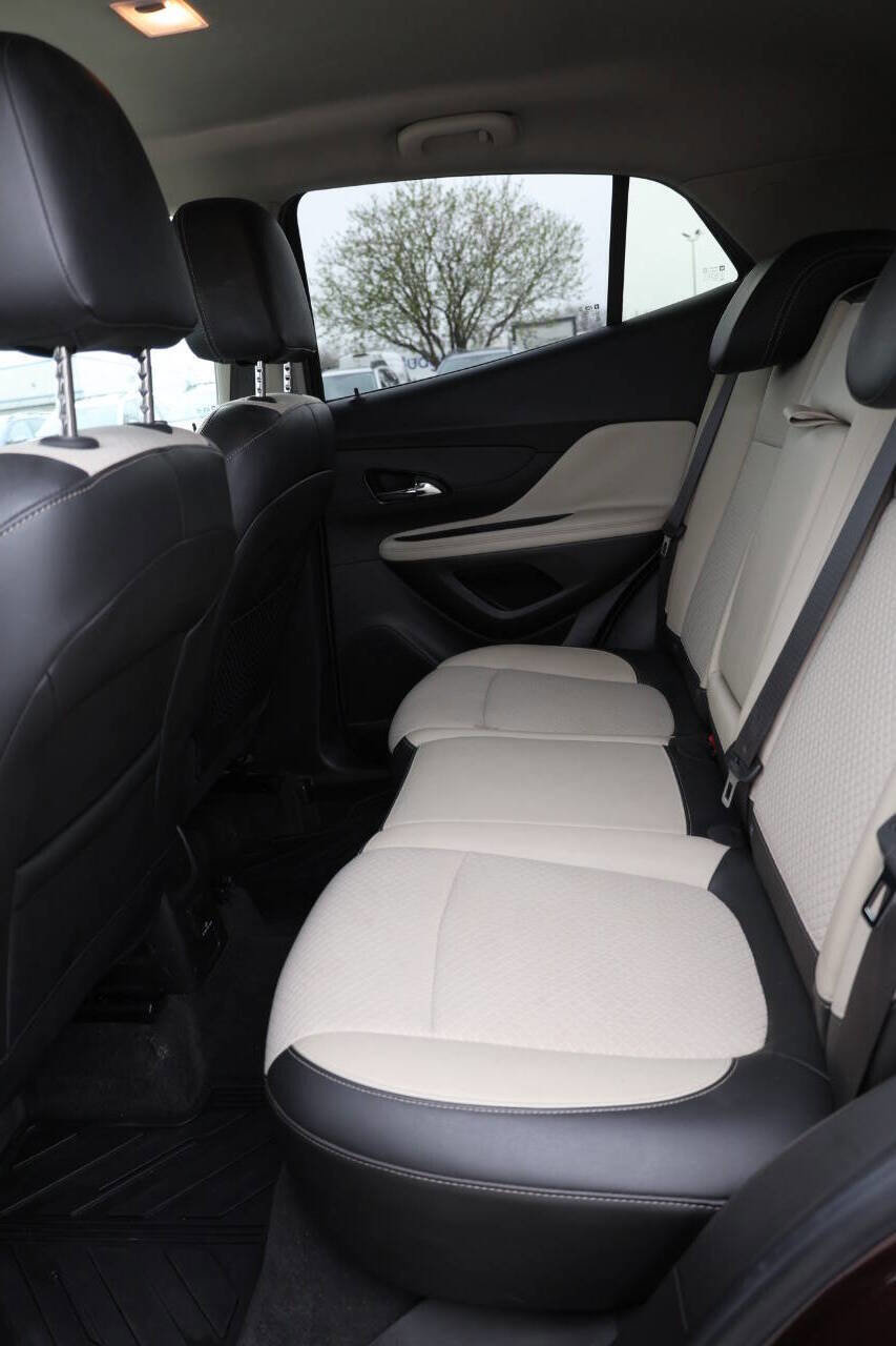 Used 2017 Buick Encore Preferred image 17