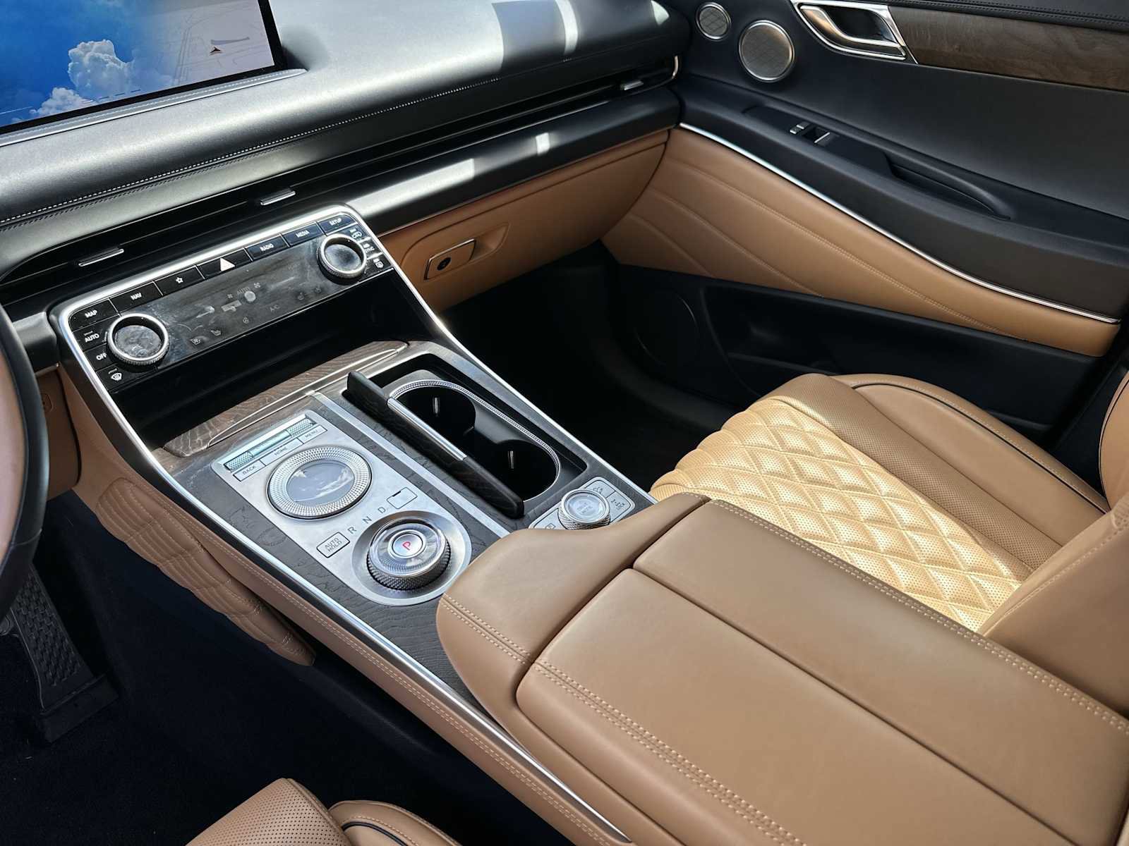 Used 2021 Genesis GV80 3.5T w/ Prestige Package 07 image 21