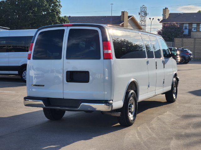 Used 2025 Chevrolet Express 3500 LT w/ LT Preferred Equipment Group RWD image 14