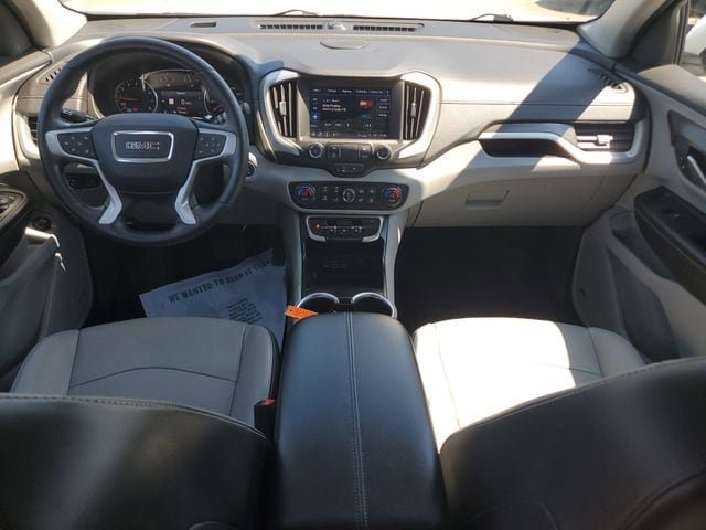 Used 2022 GMC Terrain SLT w/ Infotainment Package II FWD image 17