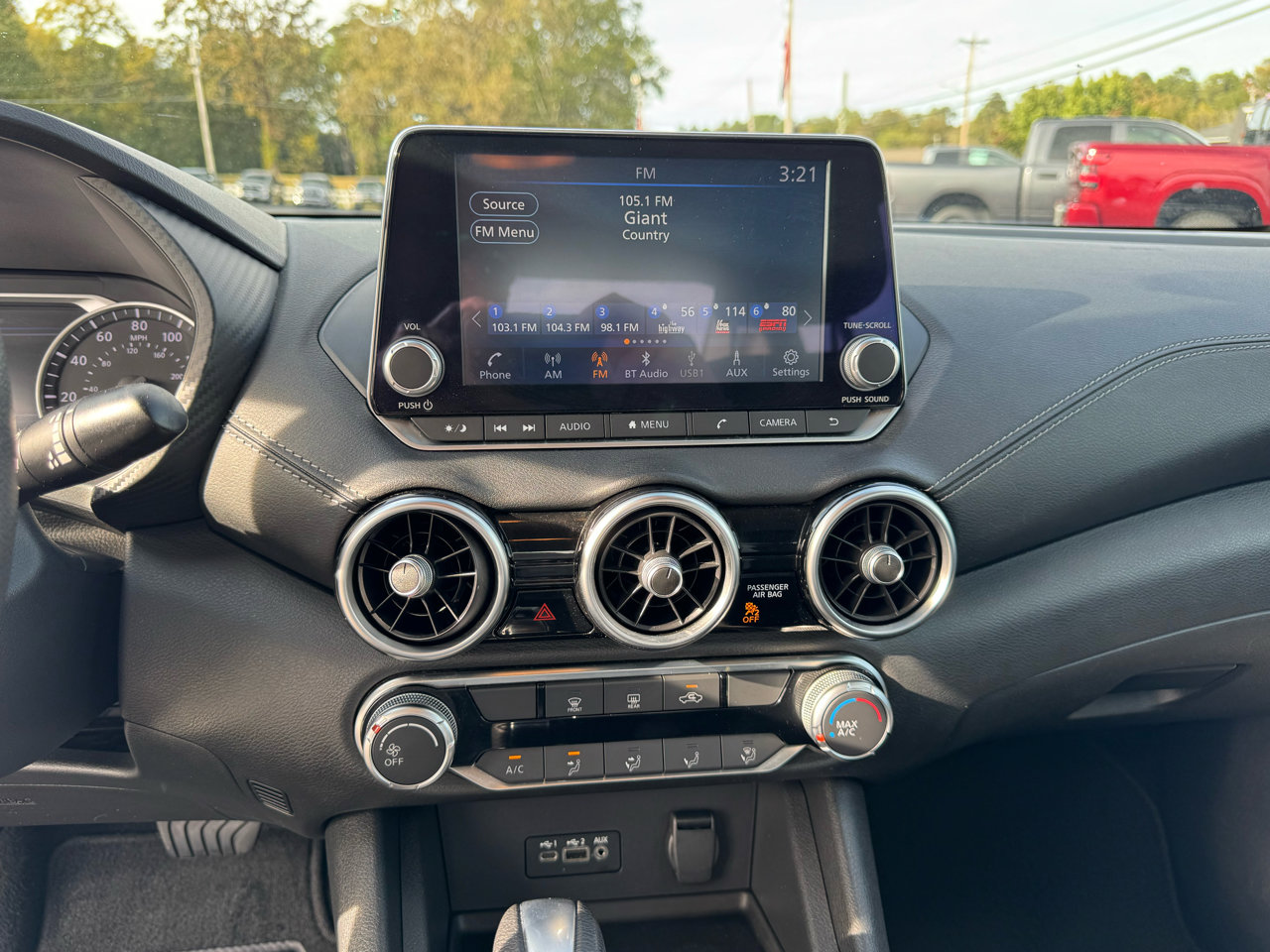 Used 2023 Nissan Sentra SV image 22