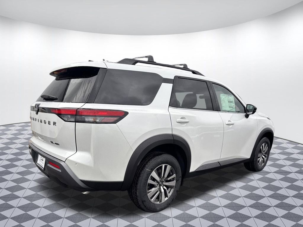 New 2026 Nissan Pathfinder SL image 7