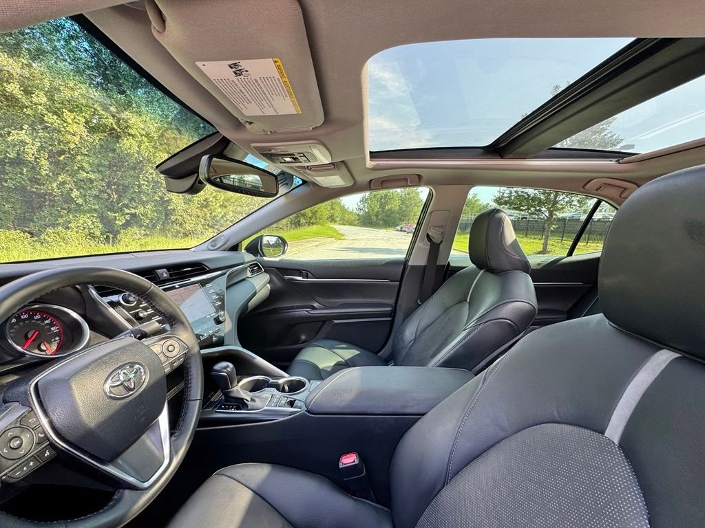 Used 2020 Toyota Camry XSE FWD image 20