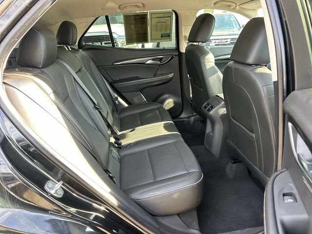 Used 2022 Buick Envision Essence w/ Safety Package image 25