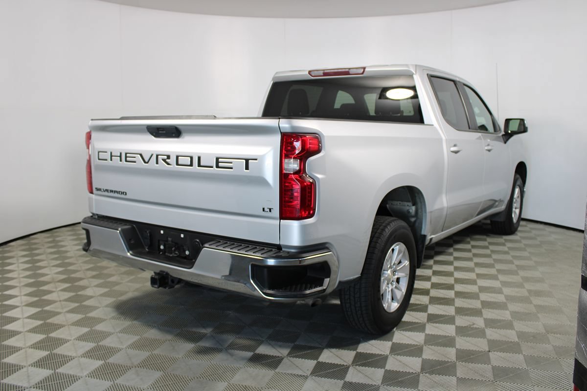 Used 2022 Chevrolet Silverado 1500 LT w/ LPO, Dark Essentials Package RWD image 29