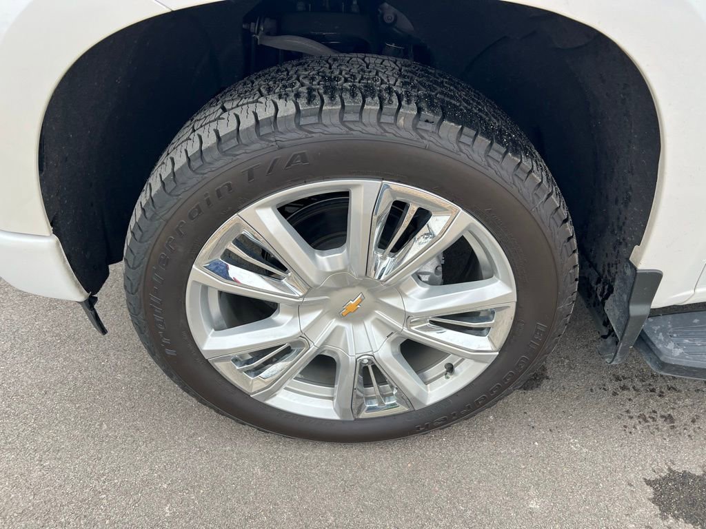 Used 2022 Chevrolet Silverado 1500 High Country w/ High Country Premium Package image 13