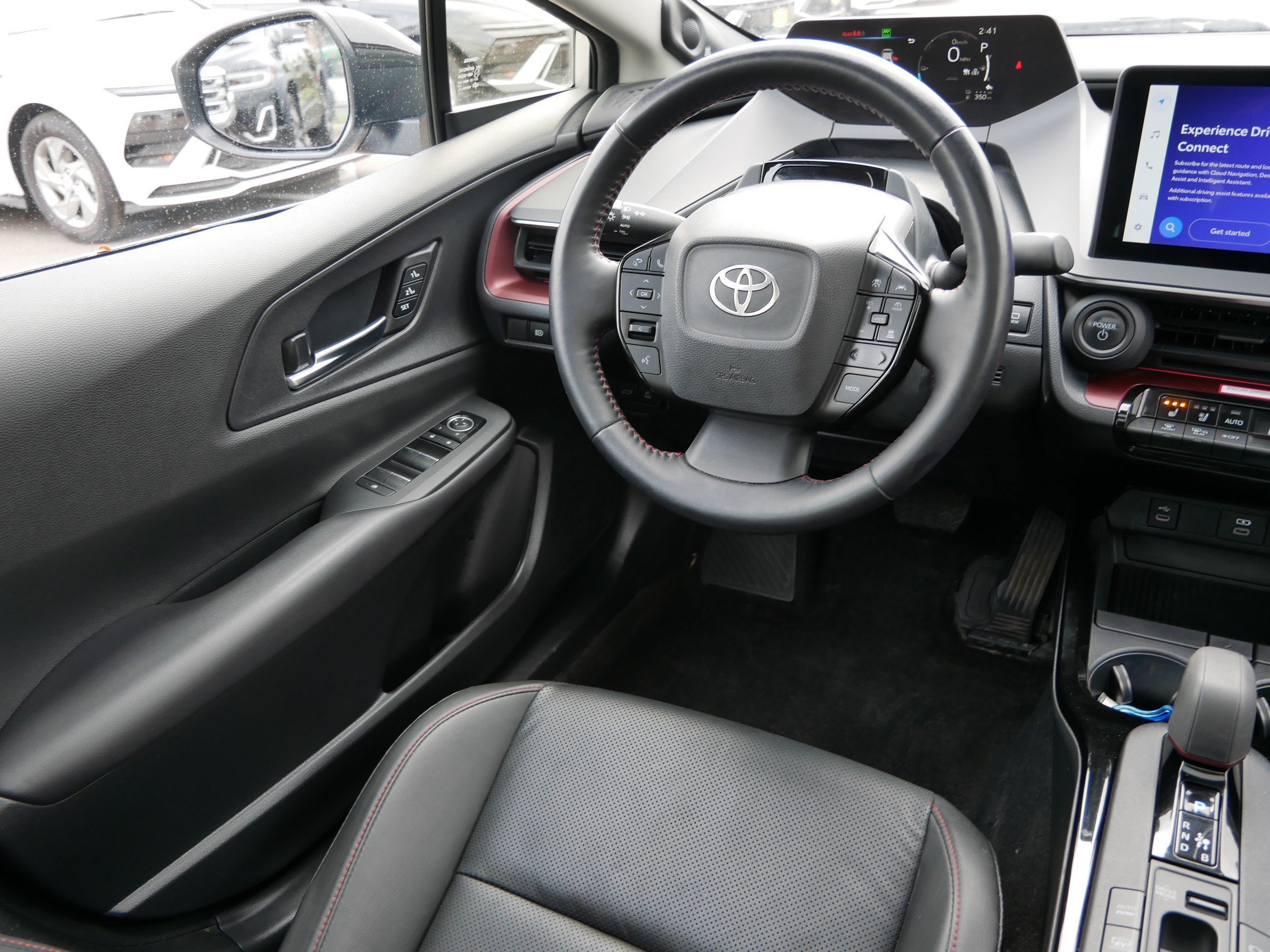 Used 2024 Toyota Prius Prime Premium w/ Advanced Technology Package FWD image 9
