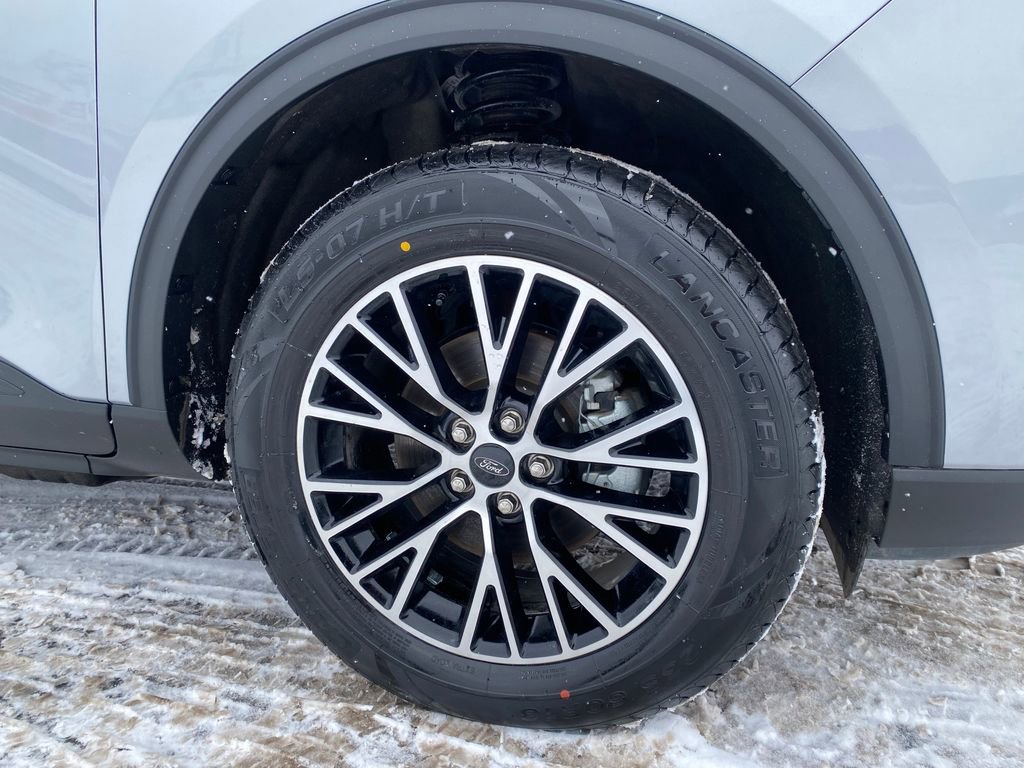 Used 2024 Ford Escape SE image 31