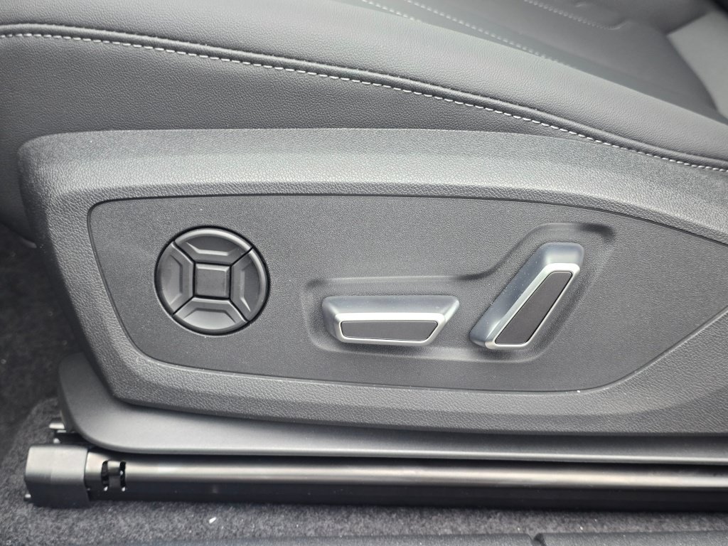 New 2026 Audi Q3 quattro 2.0T AWD/4WD image 40