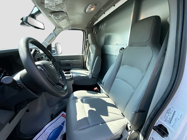 New 2027 Ford E-450 and Econoline 450 Super Duty w/ Driver's Safety Package RWD image 18
