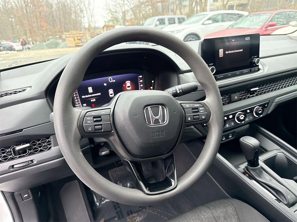 Used 2023 Honda Accord EX image 11