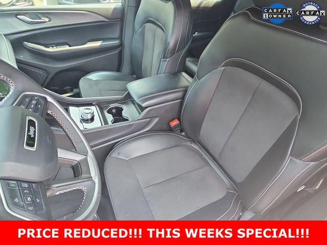 Used 2024 Jeep Grand Cherokee Altitude AWD/4WD image 16