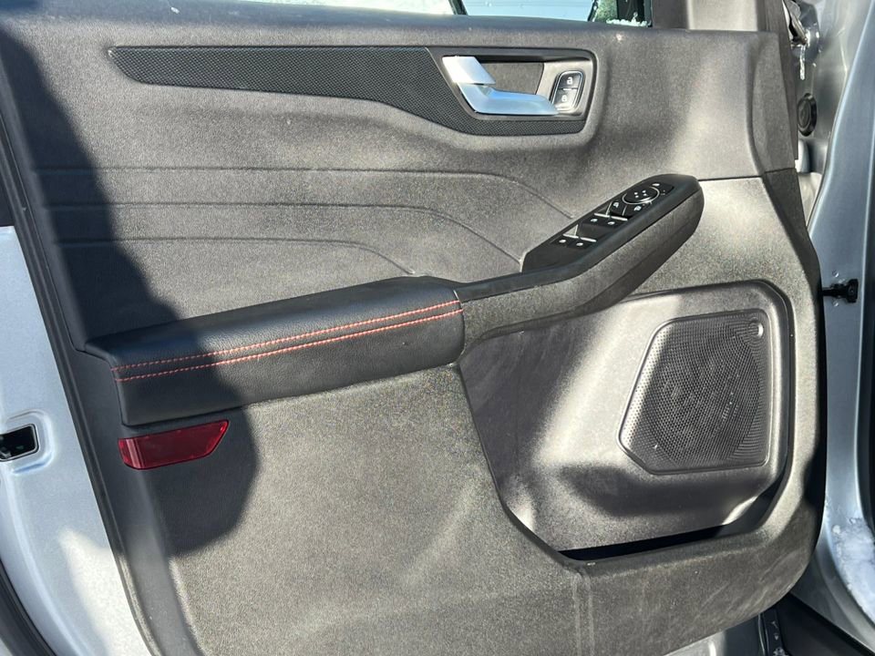 Certified 2023 Ford Escape ST-Line Select image 13