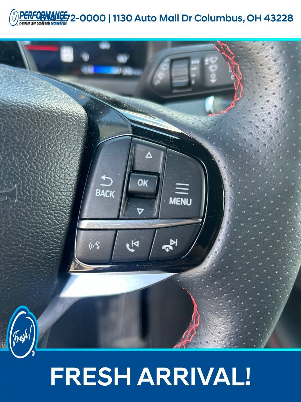 Used 2025 Ford Explorer ST-Line w/ ST-Line Street Pack AWD/4WD image 20