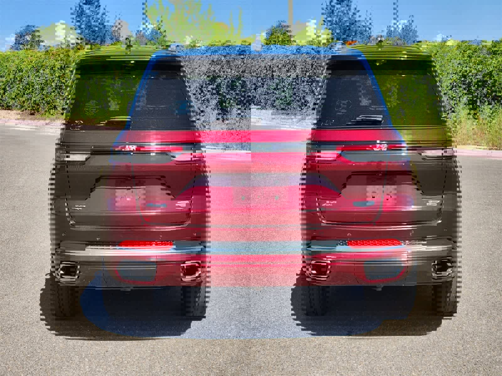 Used 2022 Jeep Grand Cherokee Summit w/ Adv Protech Group IV image 6