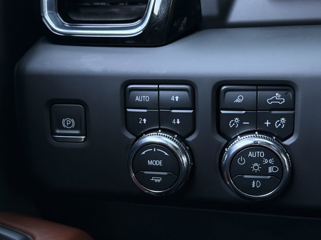 Used 2023 GMC Sierra 1500 Denali Ultimate image 21