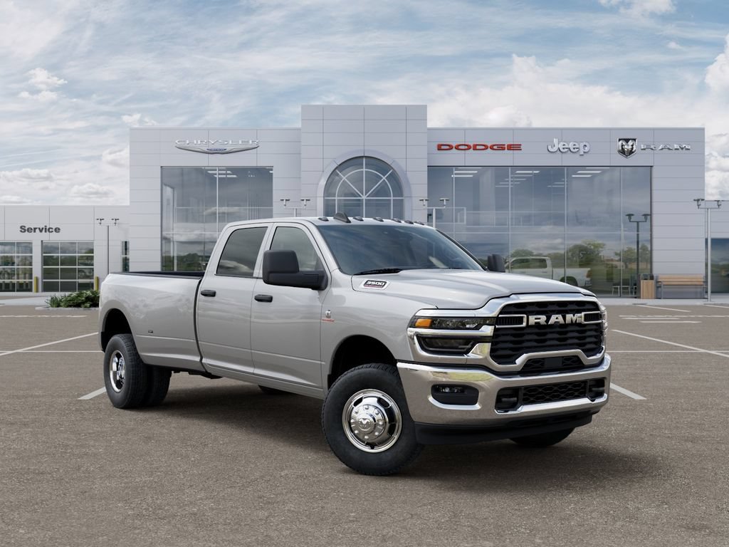 New 2026 RAM 3500 Tradesman AWD/4WD image 5