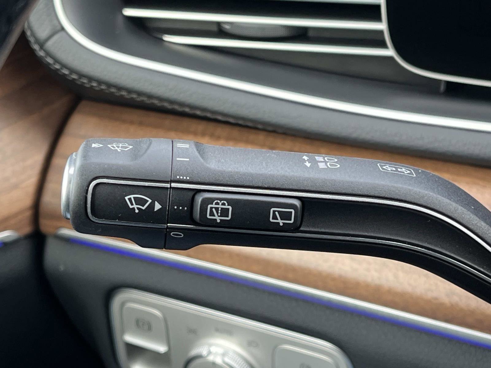 Certified 2026 Mercedes-Benz GLS 450 4MATIC image 36