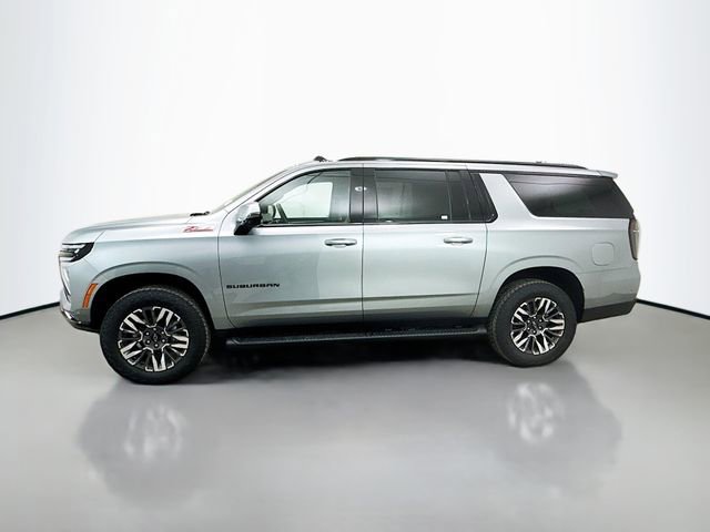 Used 2025 Chevrolet Suburban Z71 w/ Comfort Package image 5