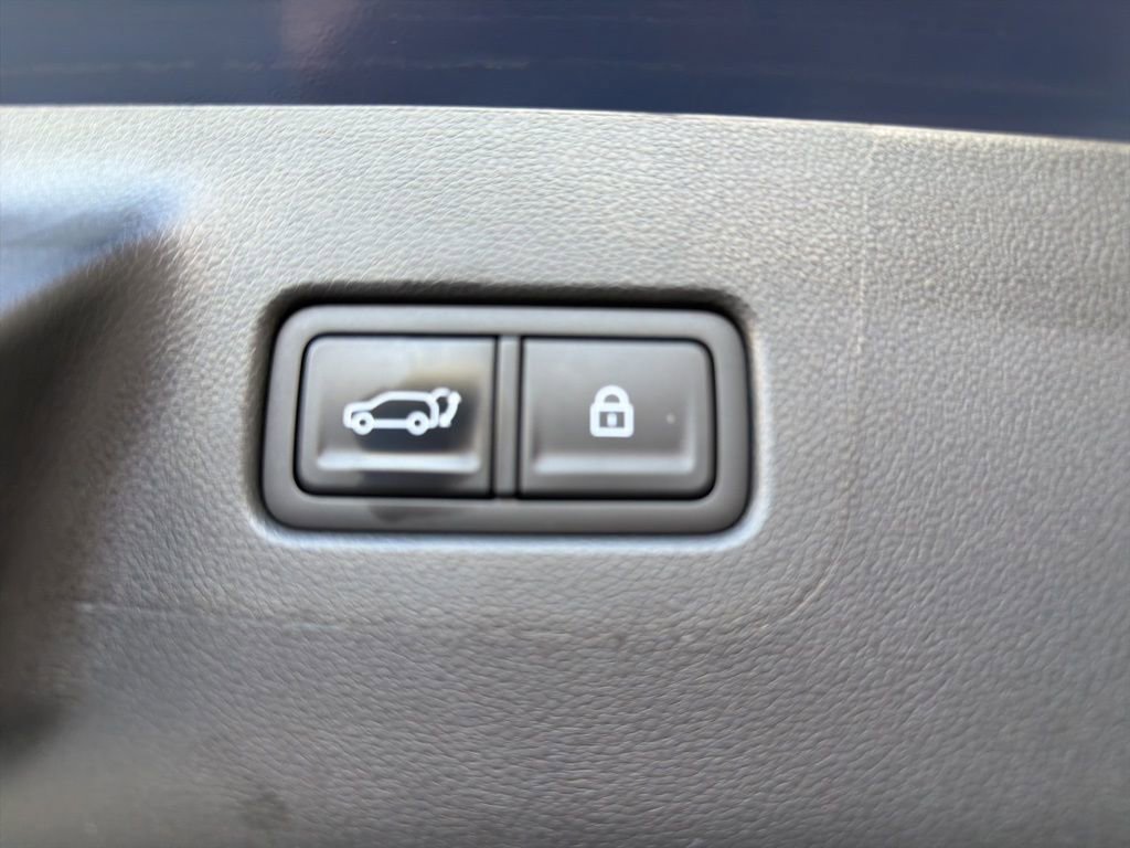 Used 2025 Hyundai Santa Fe SEL image 13