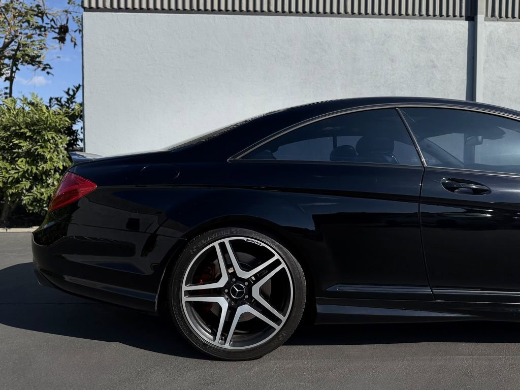 Used 2012 Mercedes-Benz CL 63 AMG image 4