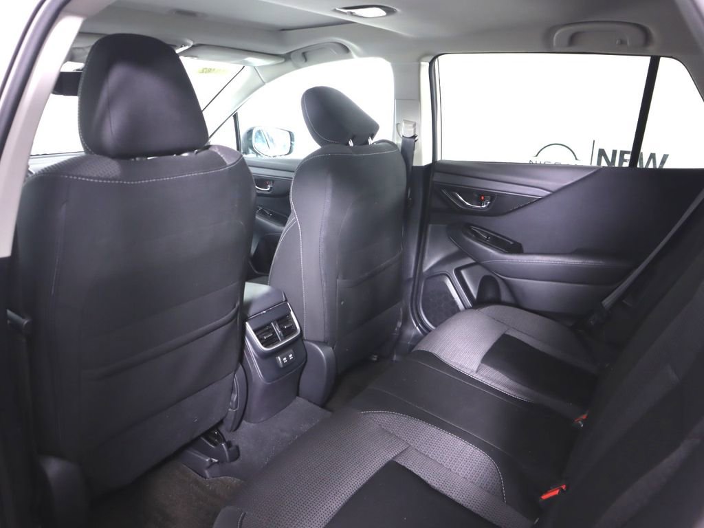 Used 2022 Subaru Outback Premium AWD/4WD image 18