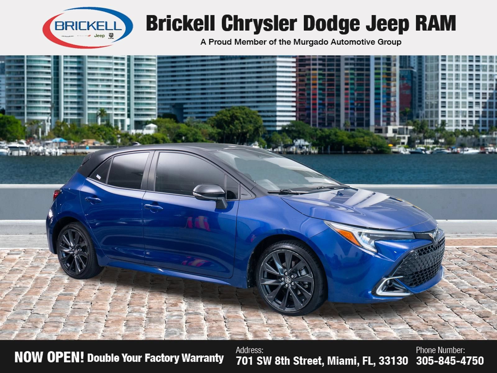 Used 2025 Toyota Corolla XSE FWD image 2