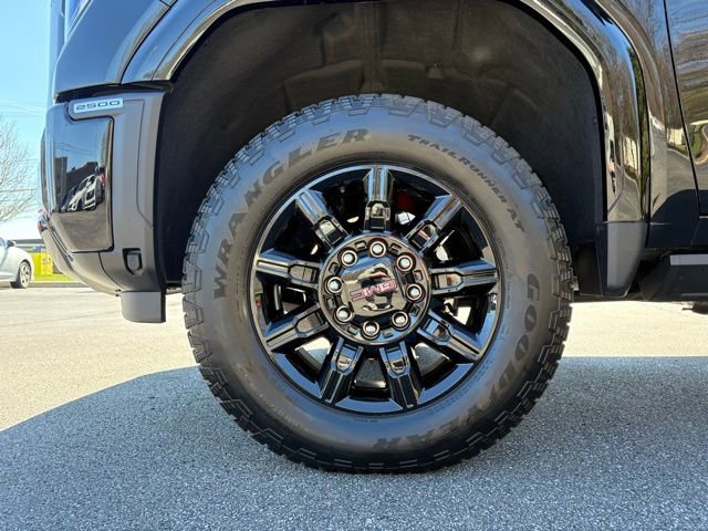 Certified 2025 GMC Sierra 2500 AT4 w/ AT4 Premium Plus Package AWD/4WD image 13