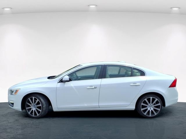 Used 2016 Volvo S60 T5 Premier w/ Climate Package AWD/4WD image 10