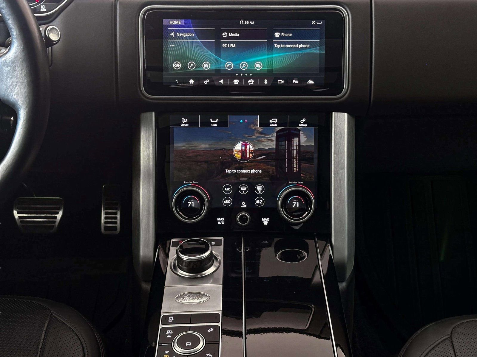 Used 2022 Land Rover Range Rover P525 Westminster Edition image 32