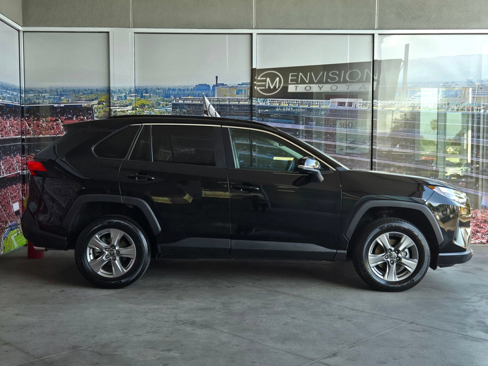 Certified 2025 Toyota RAV4 XLE FWD image 4