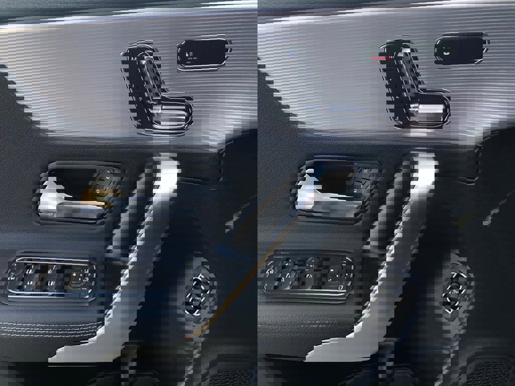 Certified 2023 Mercedes-Benz CLA 250 4MATIC image 12