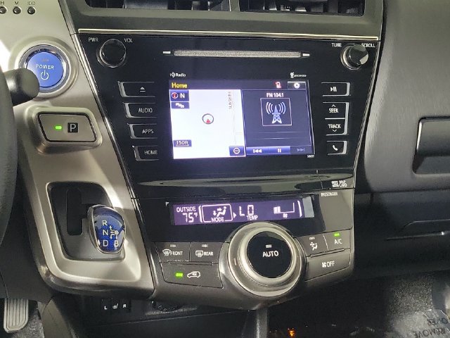 Used 2015 Toyota Prius V Four FWD image 28