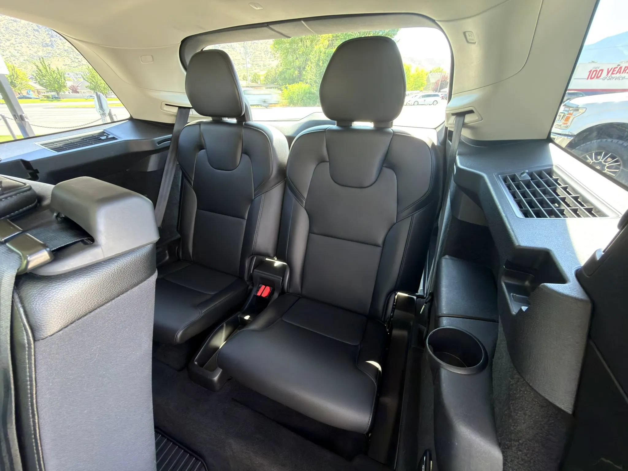 Used 2021 Volvo XC90 T5 Momentum w/ Protection Package Premier AWD/4WD image 20