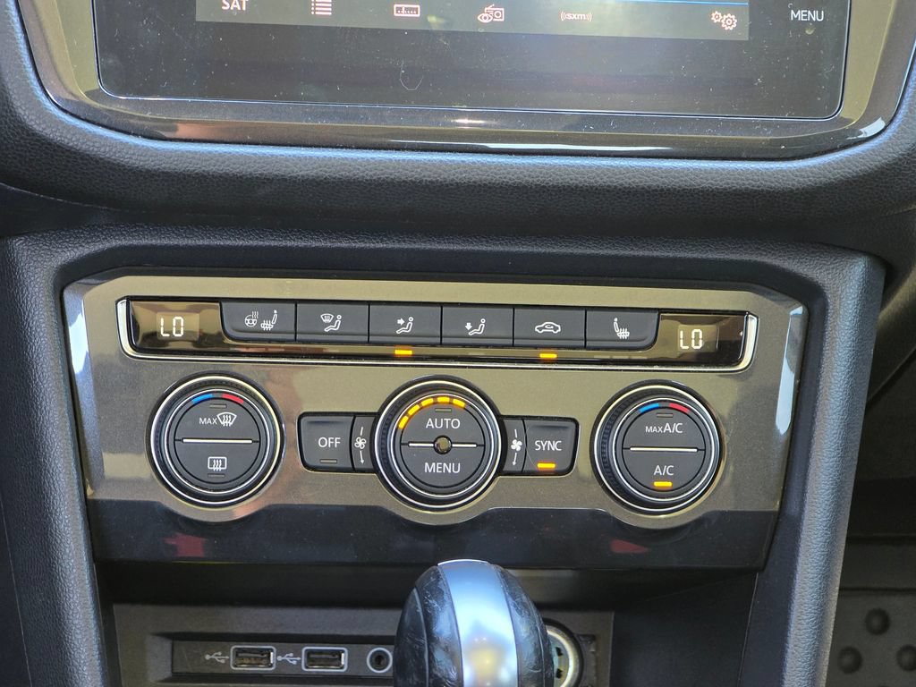 Used 2019 Volkswagen Tiguan SEL Premium AWD/4WD image 21