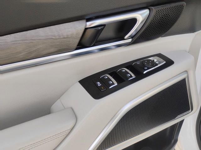 Used 2022 Kia Telluride EX w/ EX Premium Package image 8