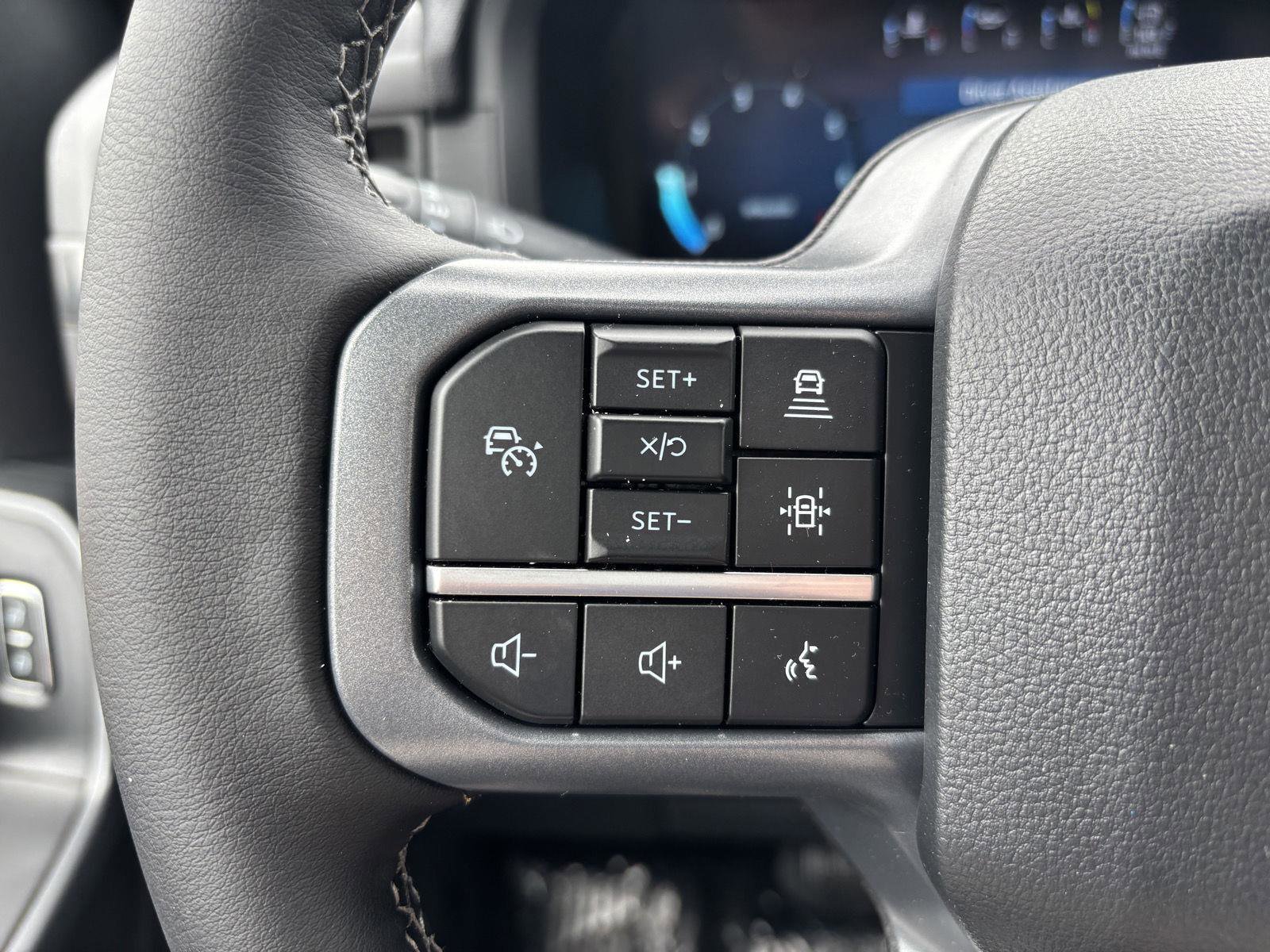 New 2025 Ford F150 XLT w/ Equipment Group 302A MID image 27