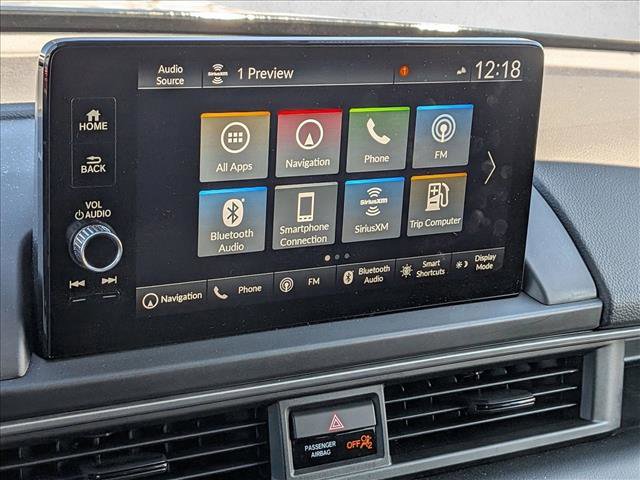 Used 2025 Honda Pilot Touring image 10