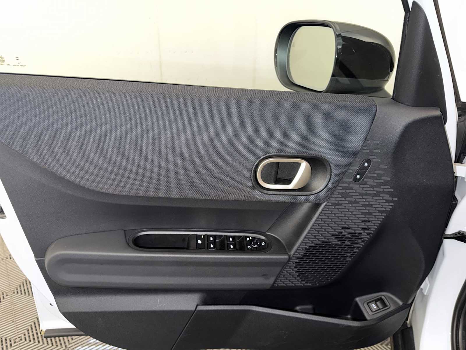 Certified 2025 MINI Cooper S image 11