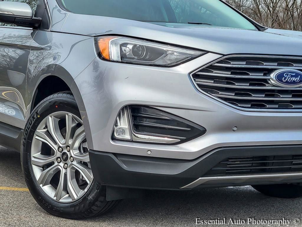 Used 2024 Ford Edge Titanium AWD/4WD image 3