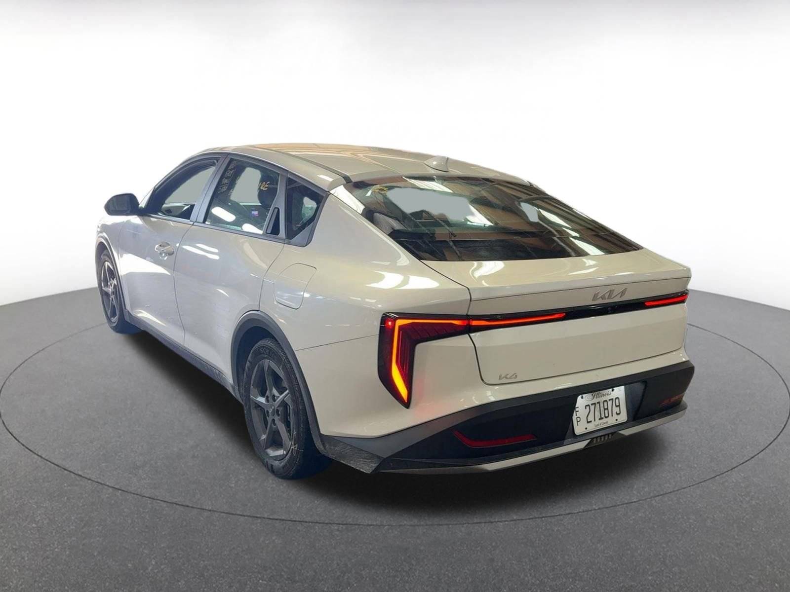 Used 2025 Kia K4 LXS image 5