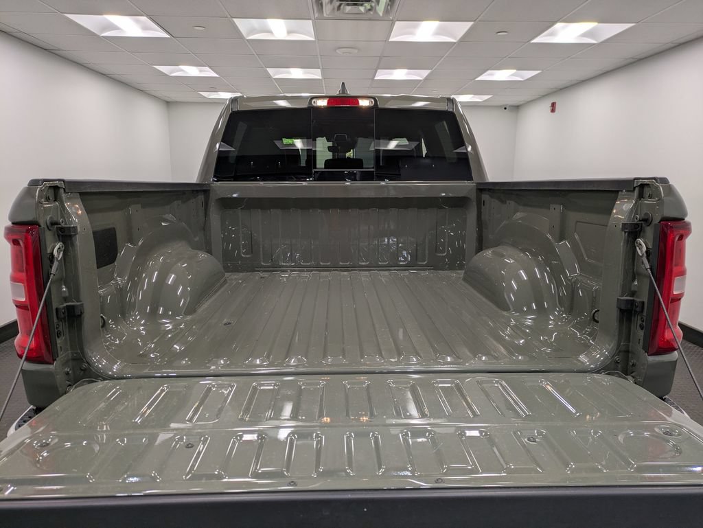 Used 2026 RAM 1500 Laramie AWD/4WD image 26
