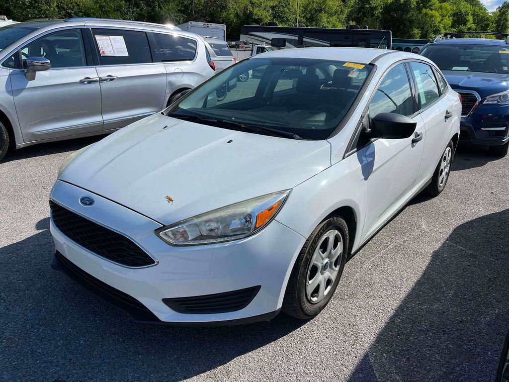 Used 2018 Ford Focus S FWD image 4
