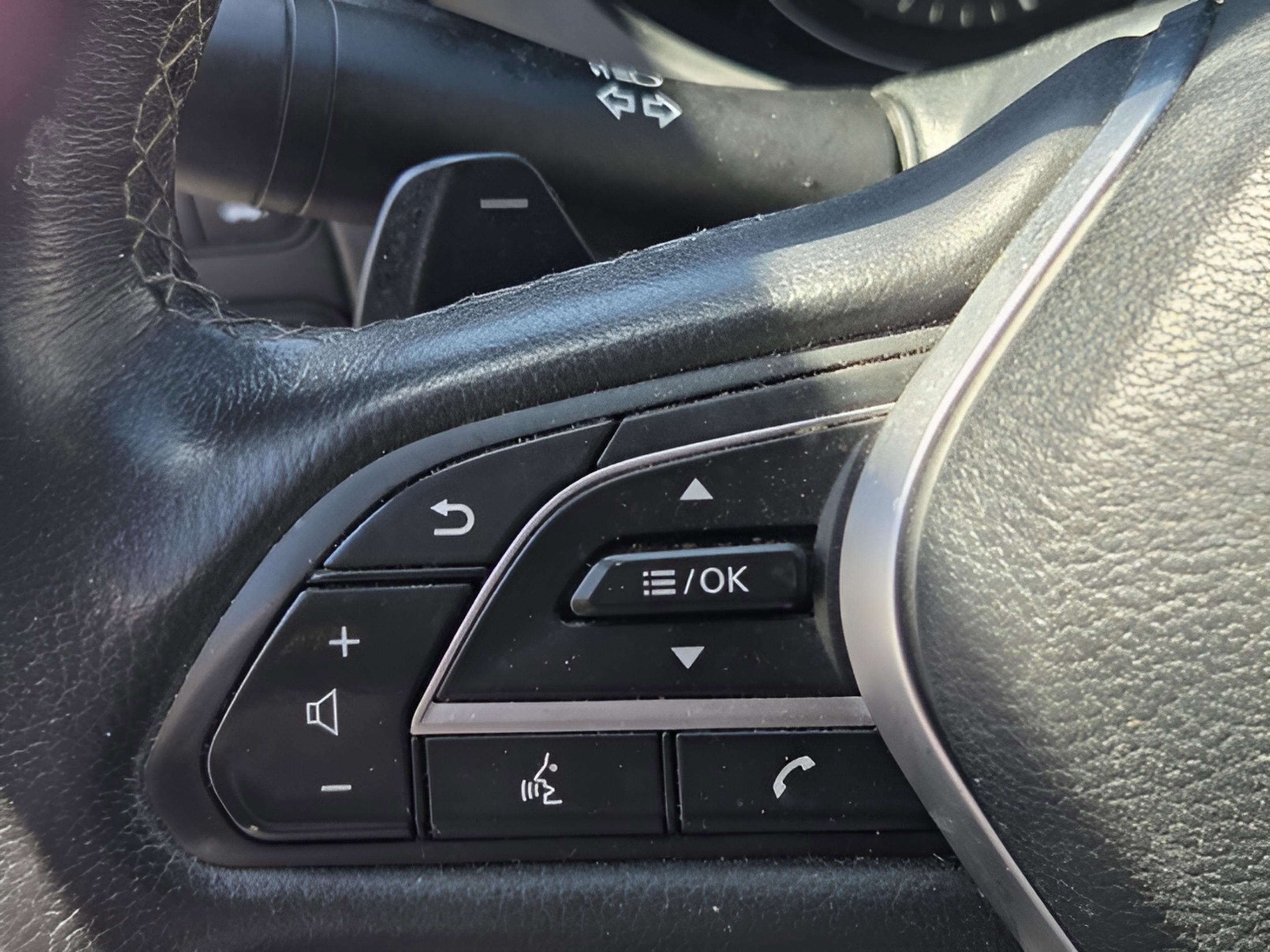 Used 2020 INFINITI QX50 Luxe image 23