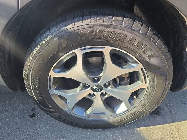 Used 2020 Kia Telluride EX image 49