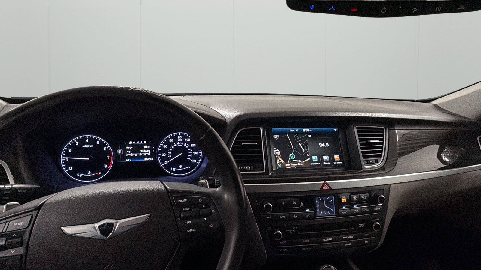Used 2015 Hyundai Genesis 3.8 RWD image 20