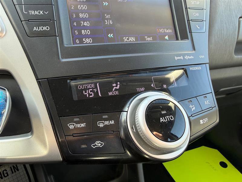 Used 2014 Toyota Prius V Three FWD image 10