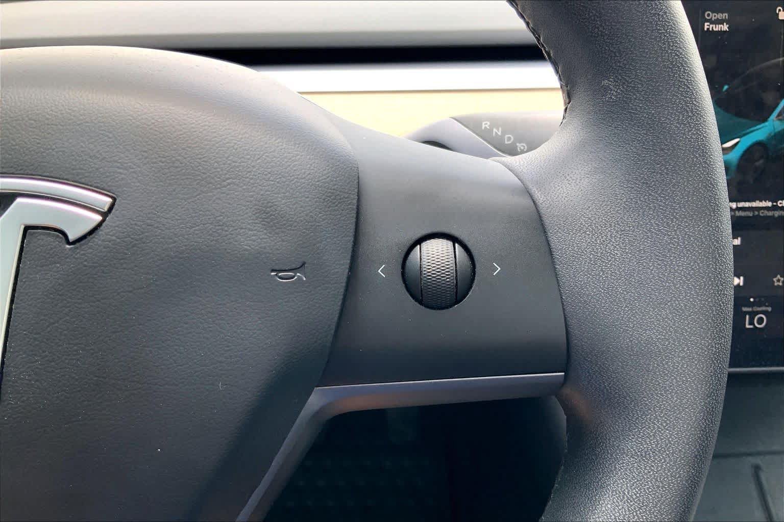 Used 2020 Tesla Model 3 Standard Range RWD image 20
